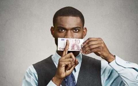 网上配资为什么现在配资骗局层出不穷？如何避免？