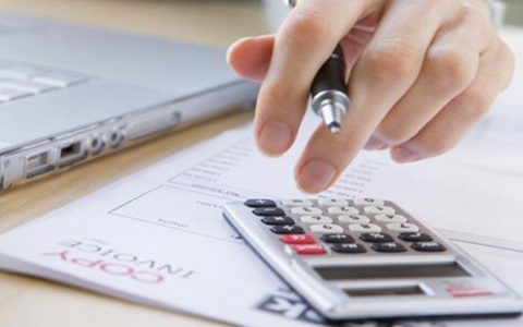 配资机构为什么线上配资平台收费比线下的更贵？