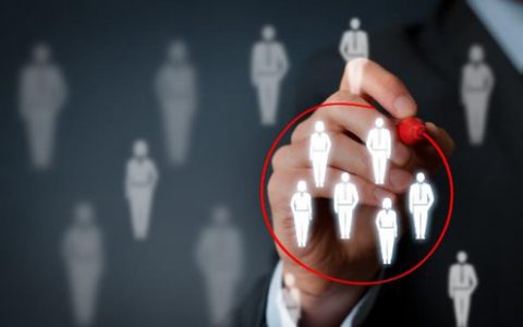 财富牛配资配资平台如何处理用户过多的问题？