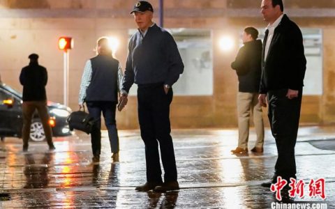 十大配资平台 突发！拜登离开竞选总部之际 总统安全车队遭冲撞