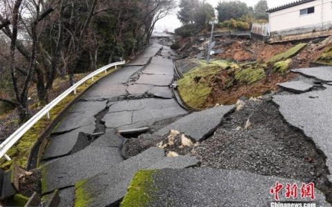 在线配资 日本能登半岛地震已致128人遇难 2300人孤立无援